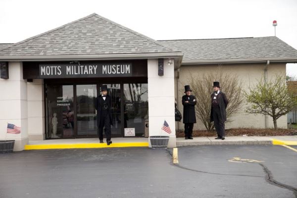 Mott's Military Museum