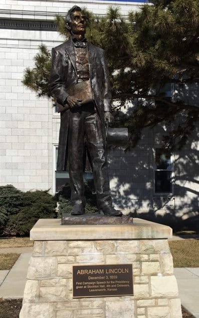 Abraham Lincoln Statue - Leavenworth, KS